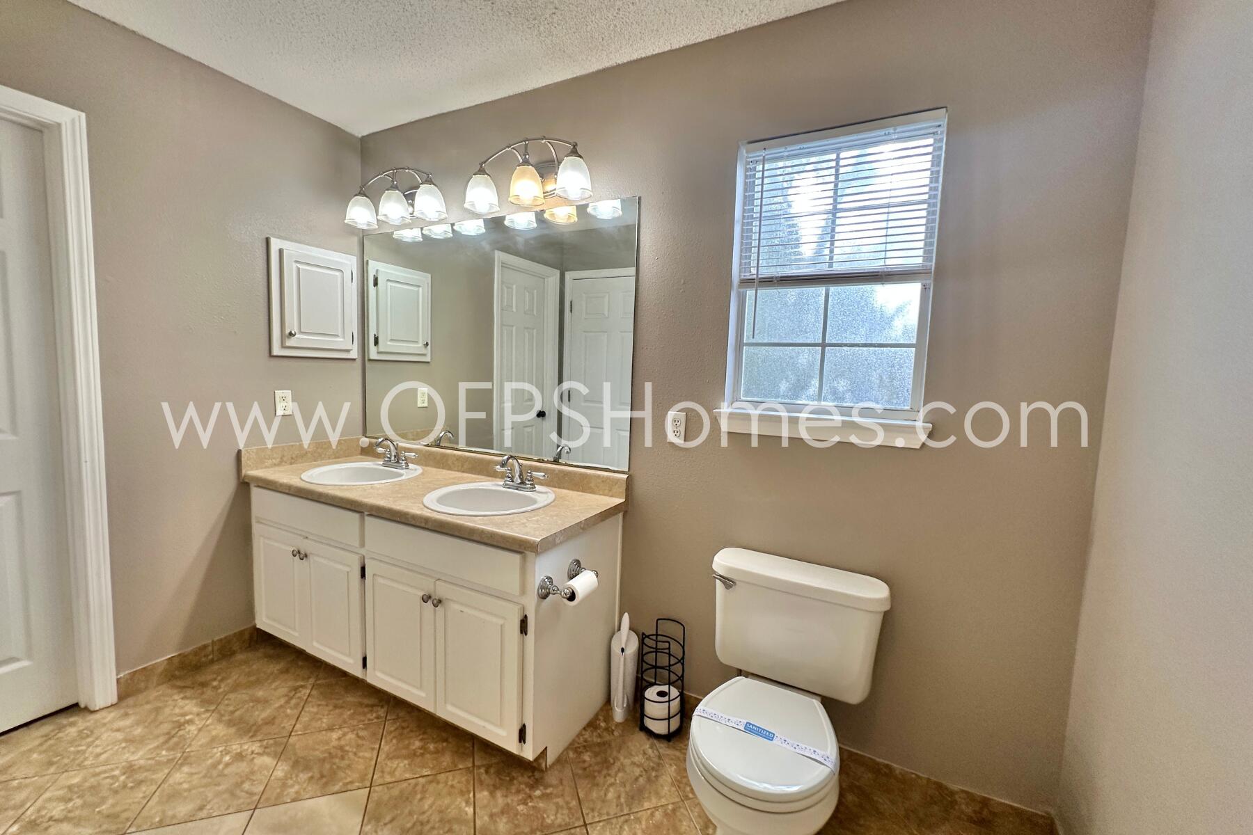 CHEROKEE BEND S/D PH 2 - Residential Lease
