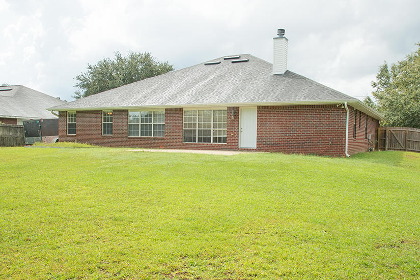 HOLLEY BY THE SEA - Residential Lease