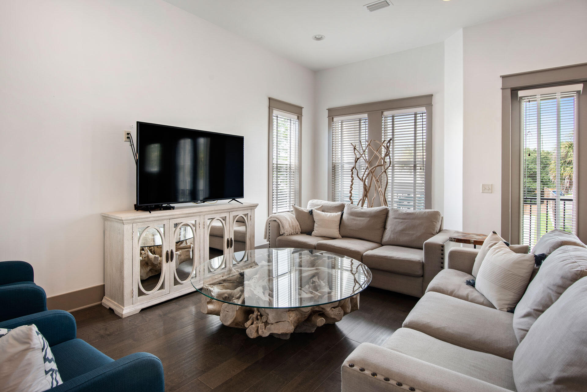 BEACH HIGHLANDS - Residential