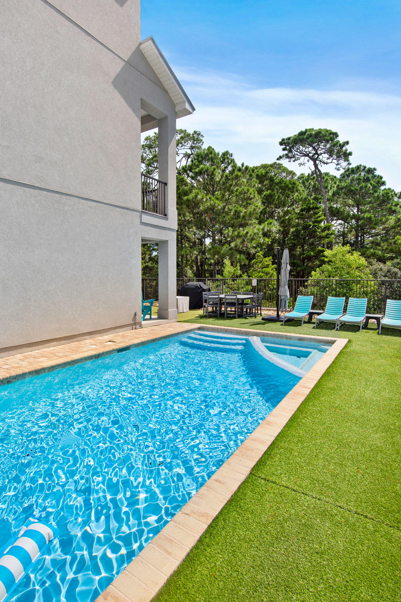 BEACH HIGHLANDS - Residential