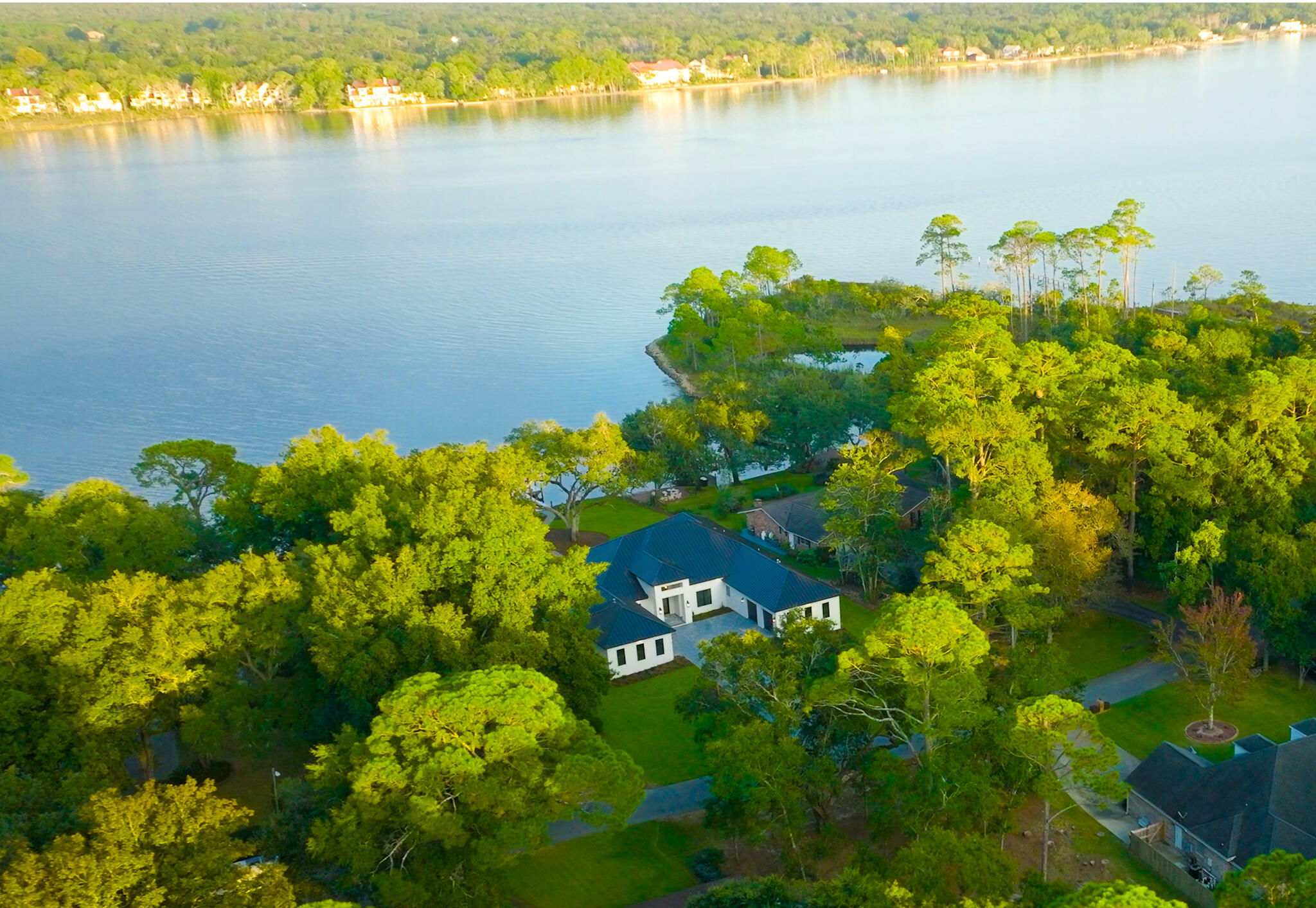 BAHIA VISTA - Residential
