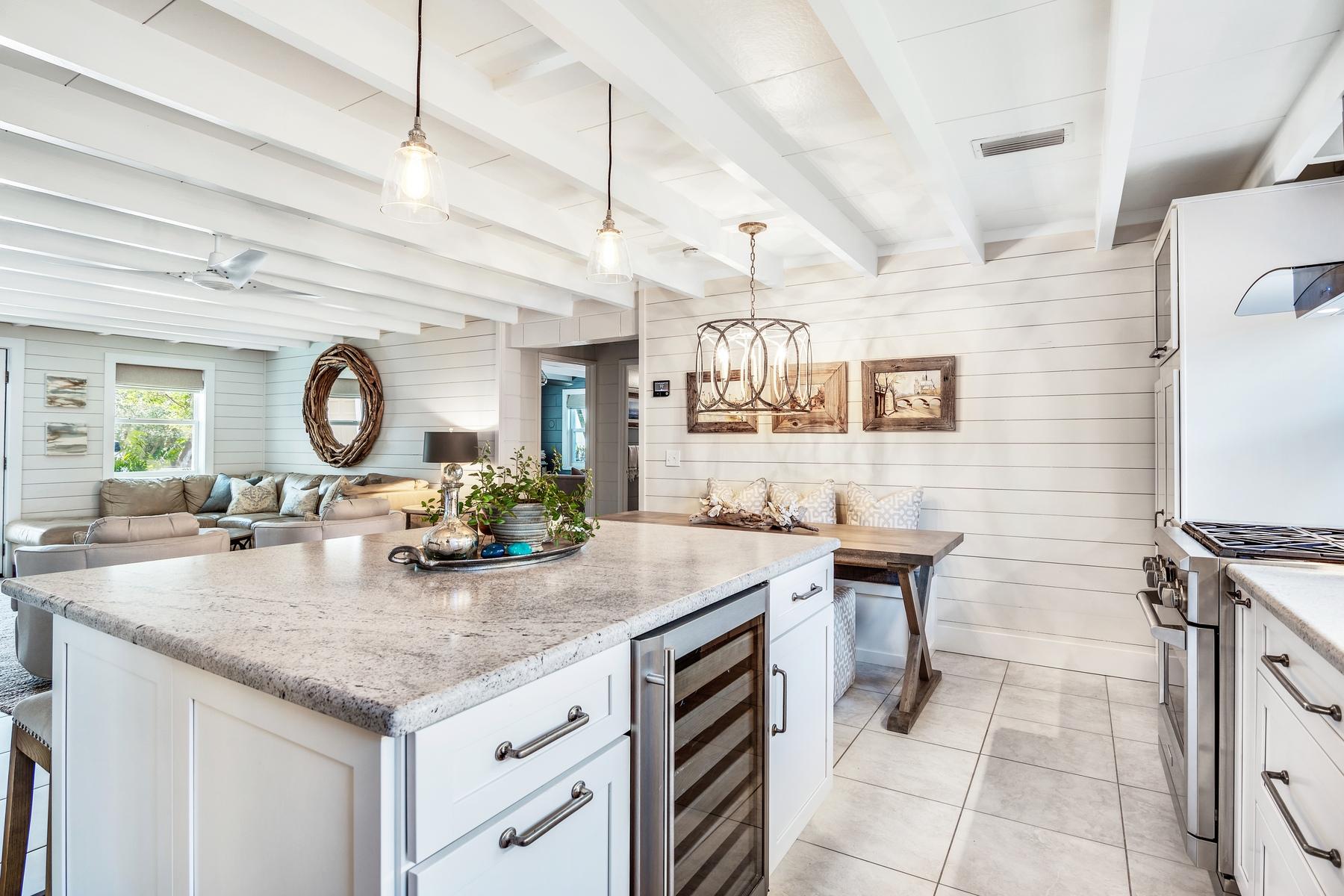 CRYSTAL BEACH - Residential