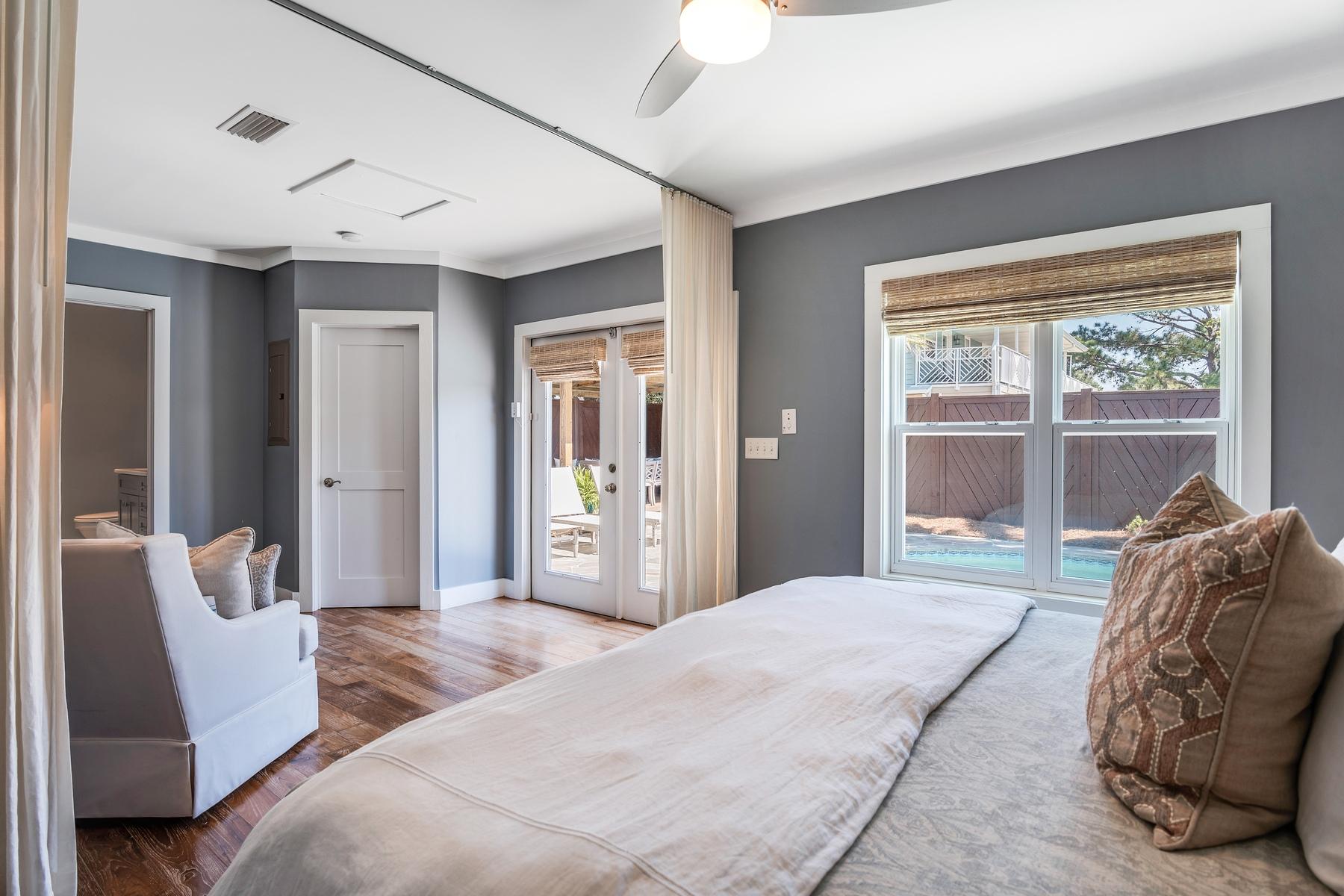 CRYSTAL BEACH - Residential