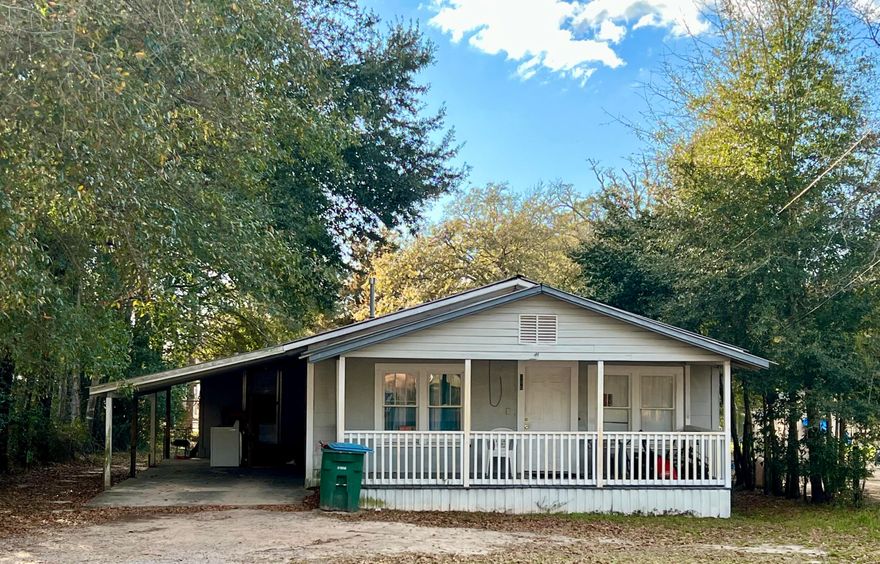Fantastic Investment Opportunity! Affordable 3 bd/2 ba home centrally located near town! The home has a front porch, 1 car carport and features a semi open floor plan. The home is currently tenant occupied on a month-to-month basis and has maintained a good rental history. An appointment to view the property is required with a 24 hour notice.