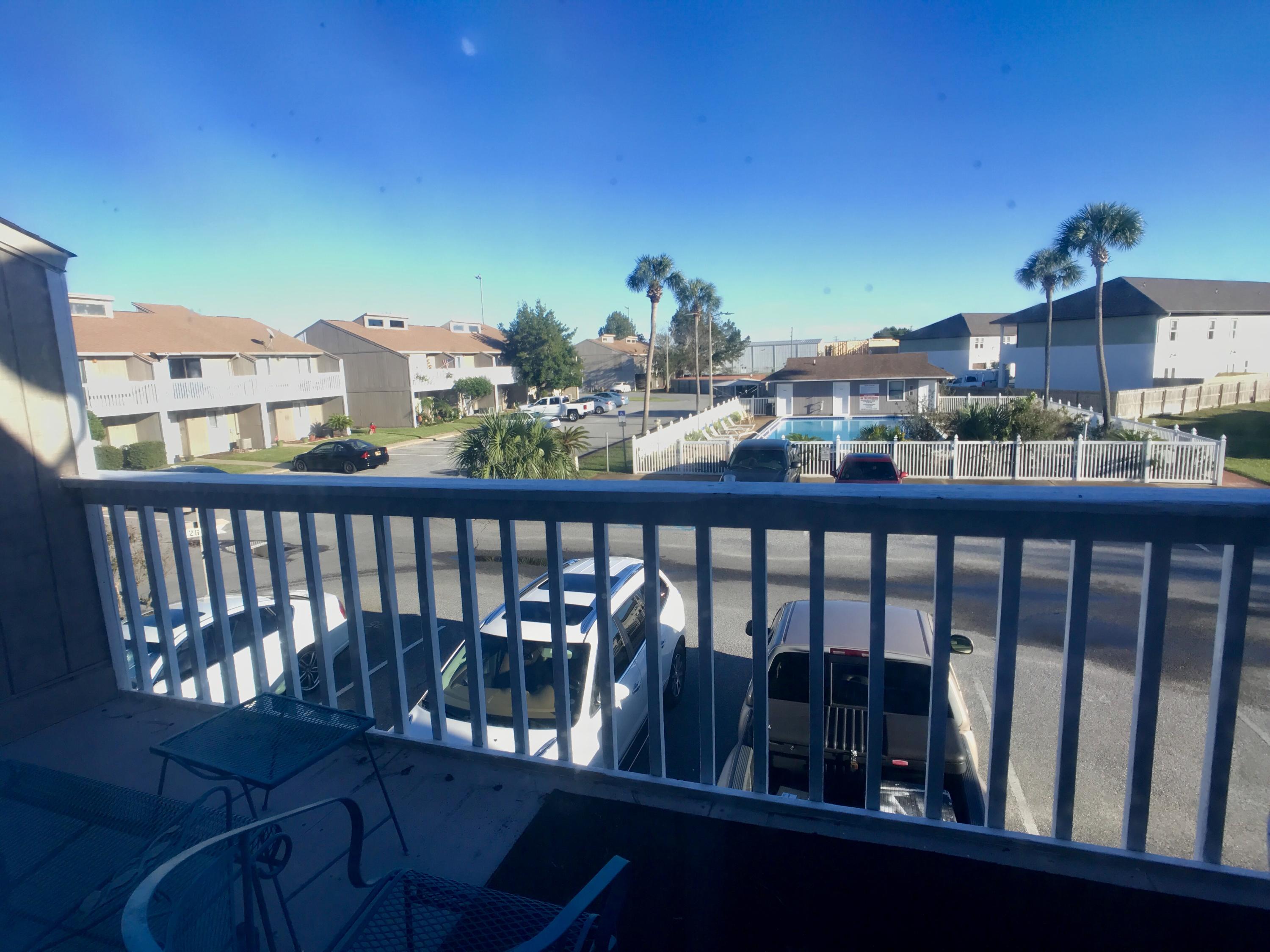 DESTIN RACQUET CLUB T/H - Residential