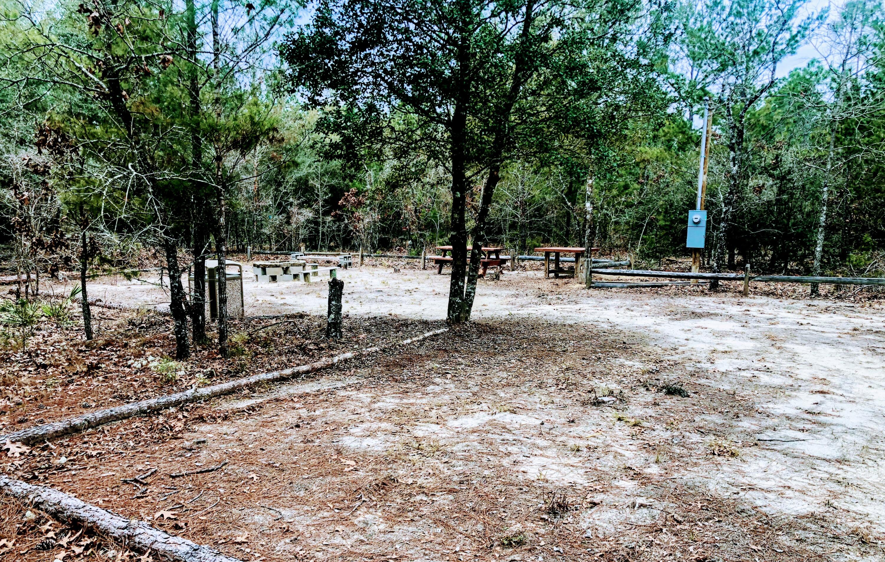 OAKWOOD HILLS UNIT 4 - Land