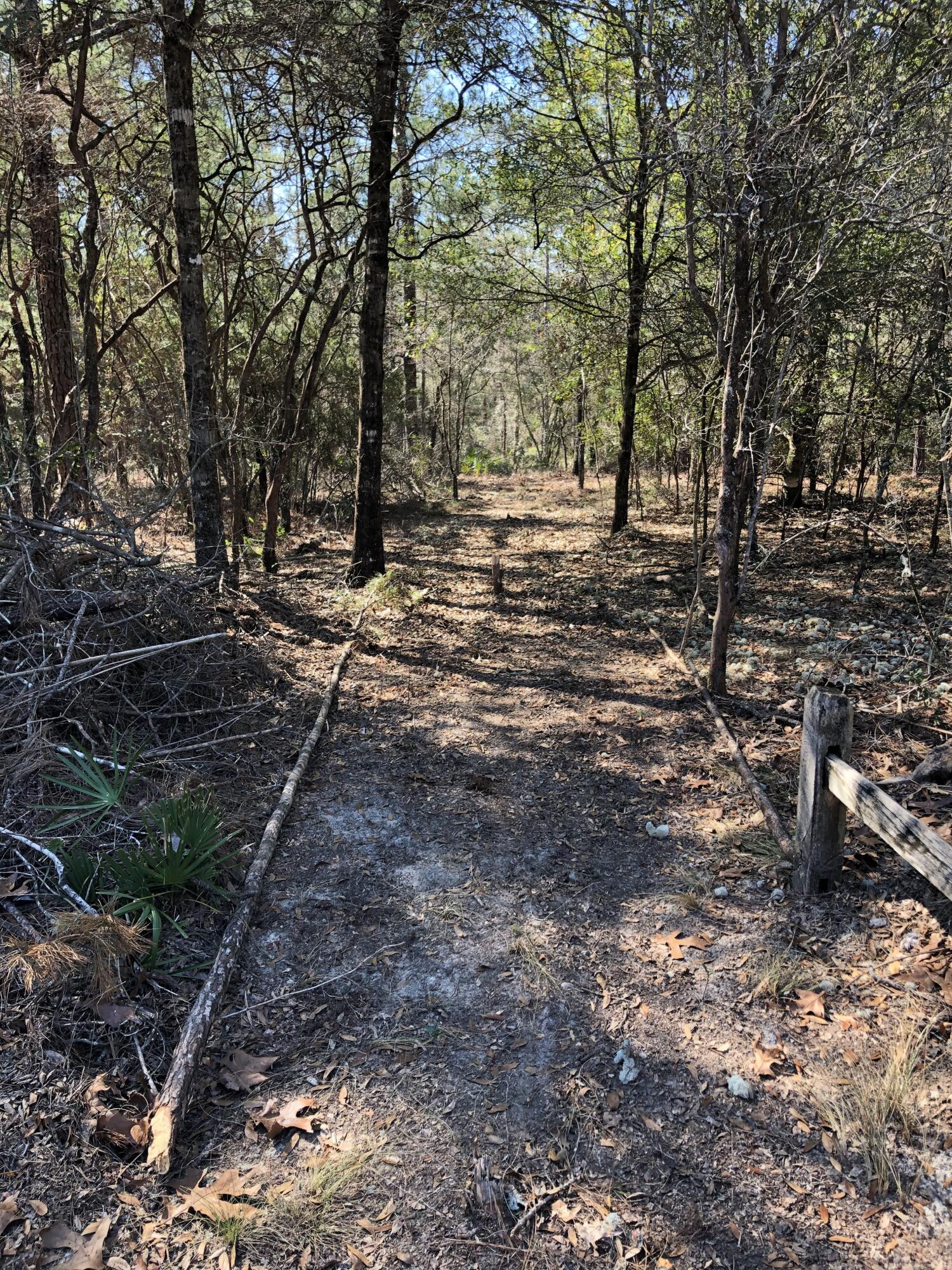 OAKWOOD HILLS UNIT 4 - Land