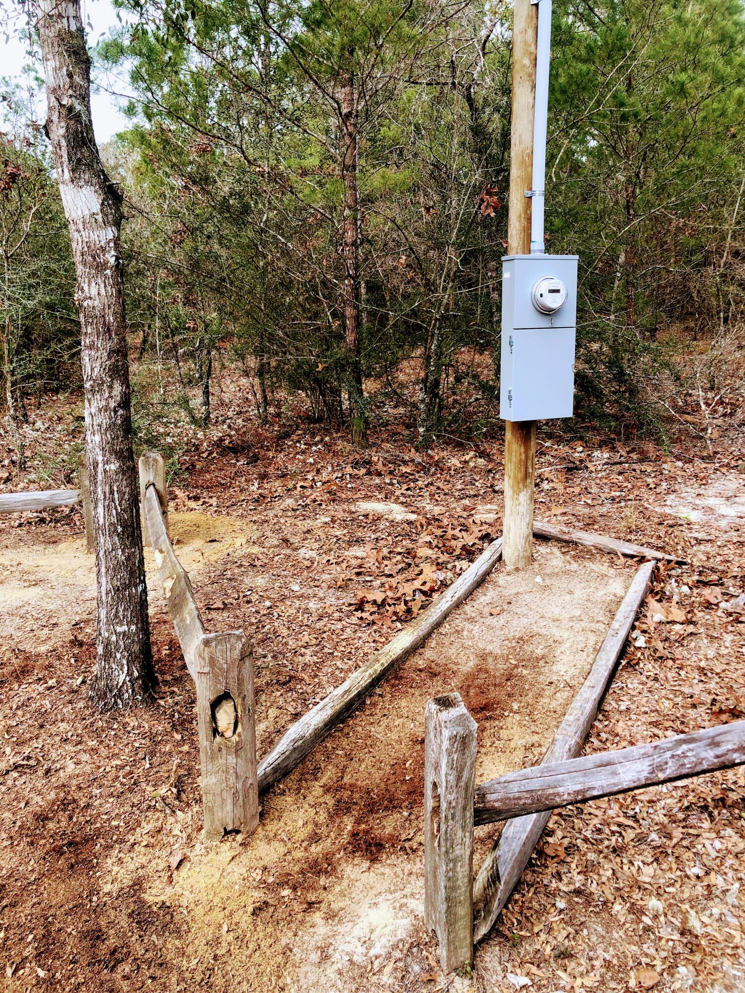 OAKWOOD HILLS UNIT 4 - Land