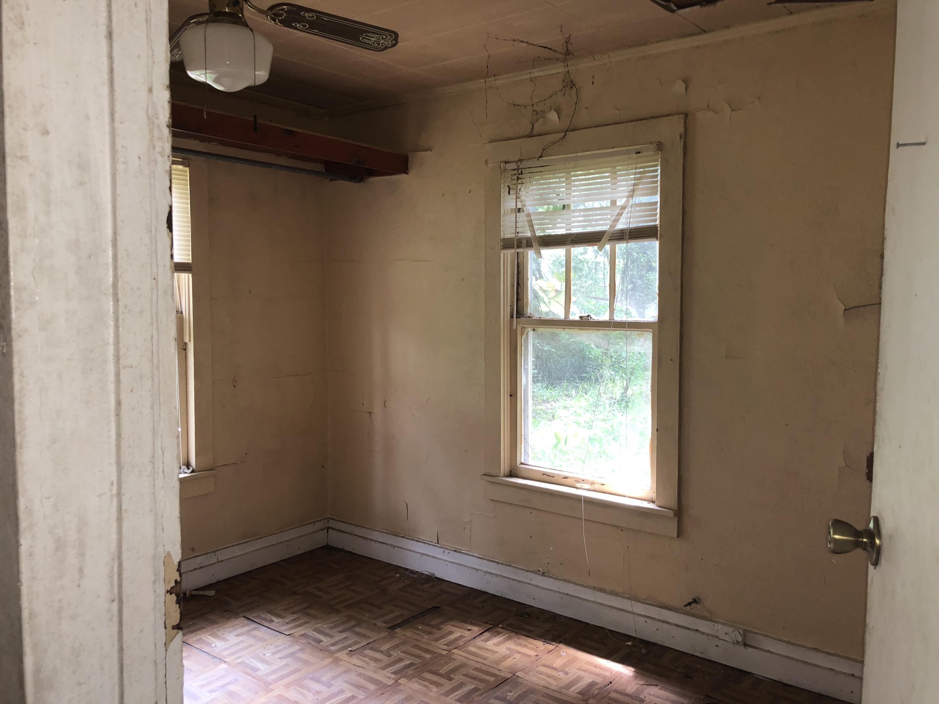 ELLYSON FIELD RD - Residential