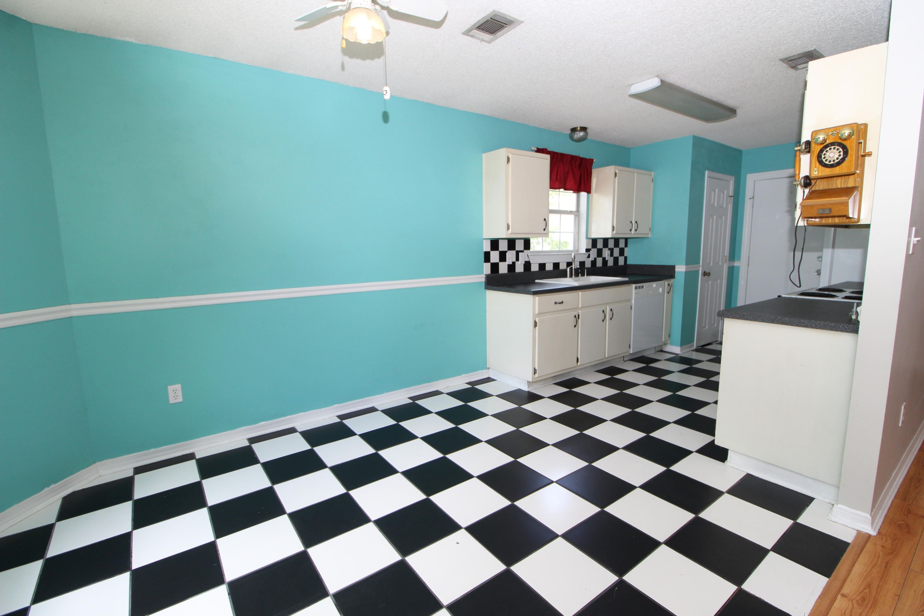 MILLS LANDING - Residential