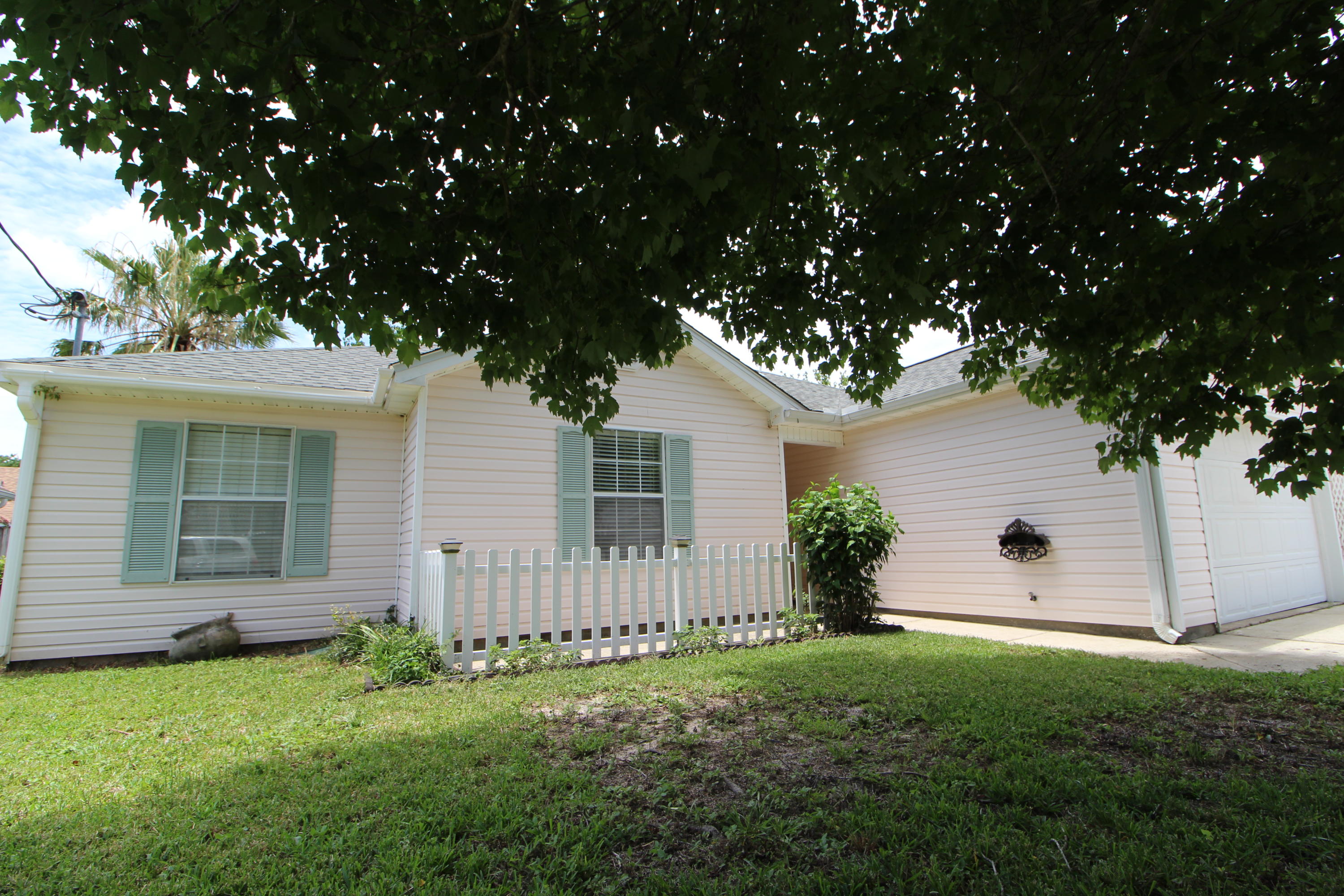 MILLS LANDING - Residential