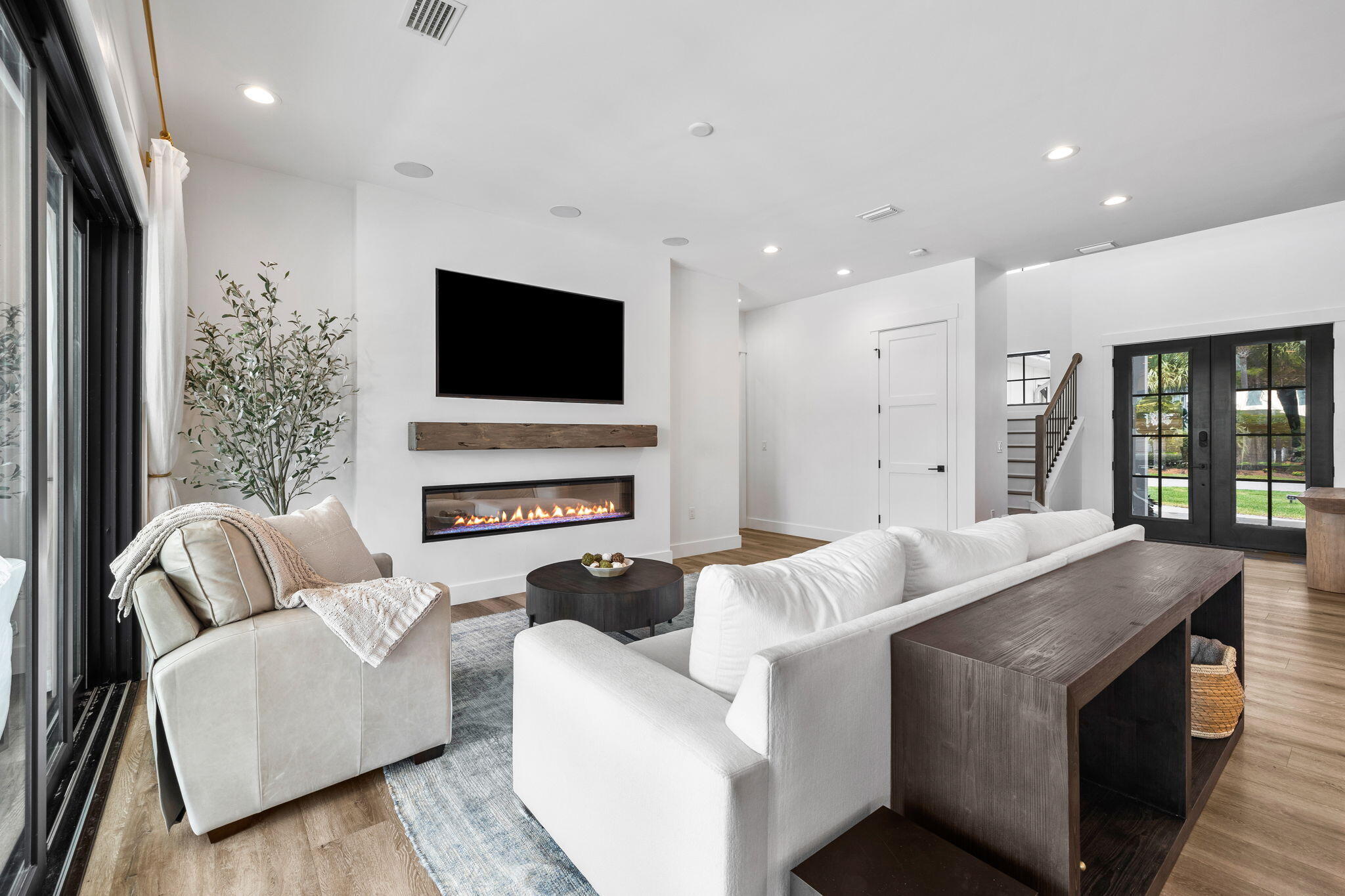 CYPRESS BREEZE PLANTATION - Residential