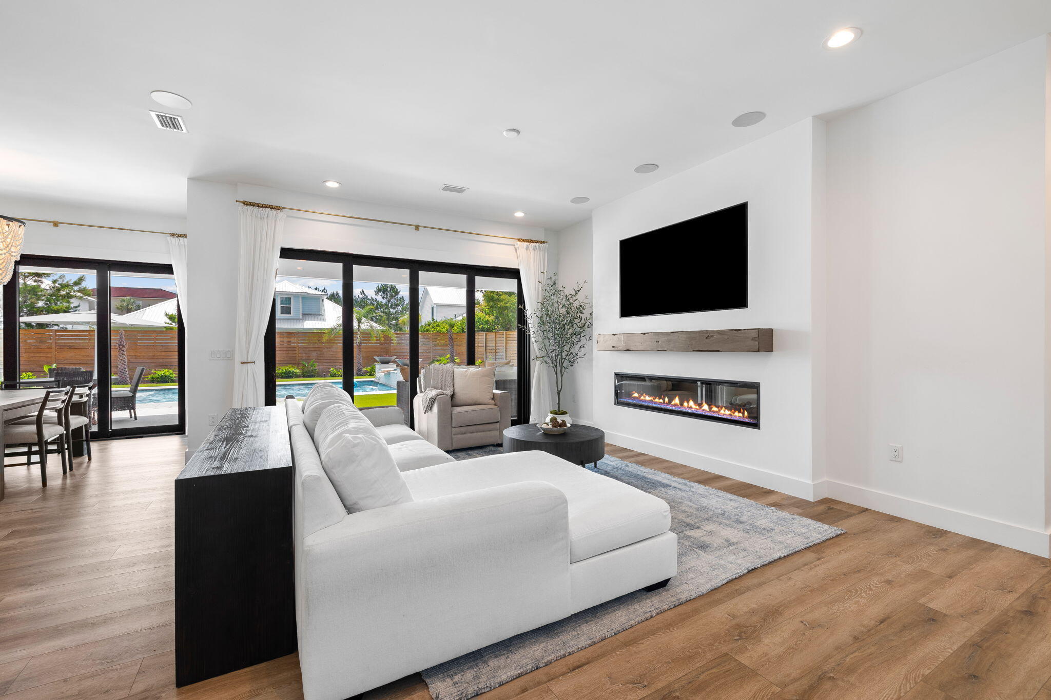 CYPRESS BREEZE PLANTATION - Residential