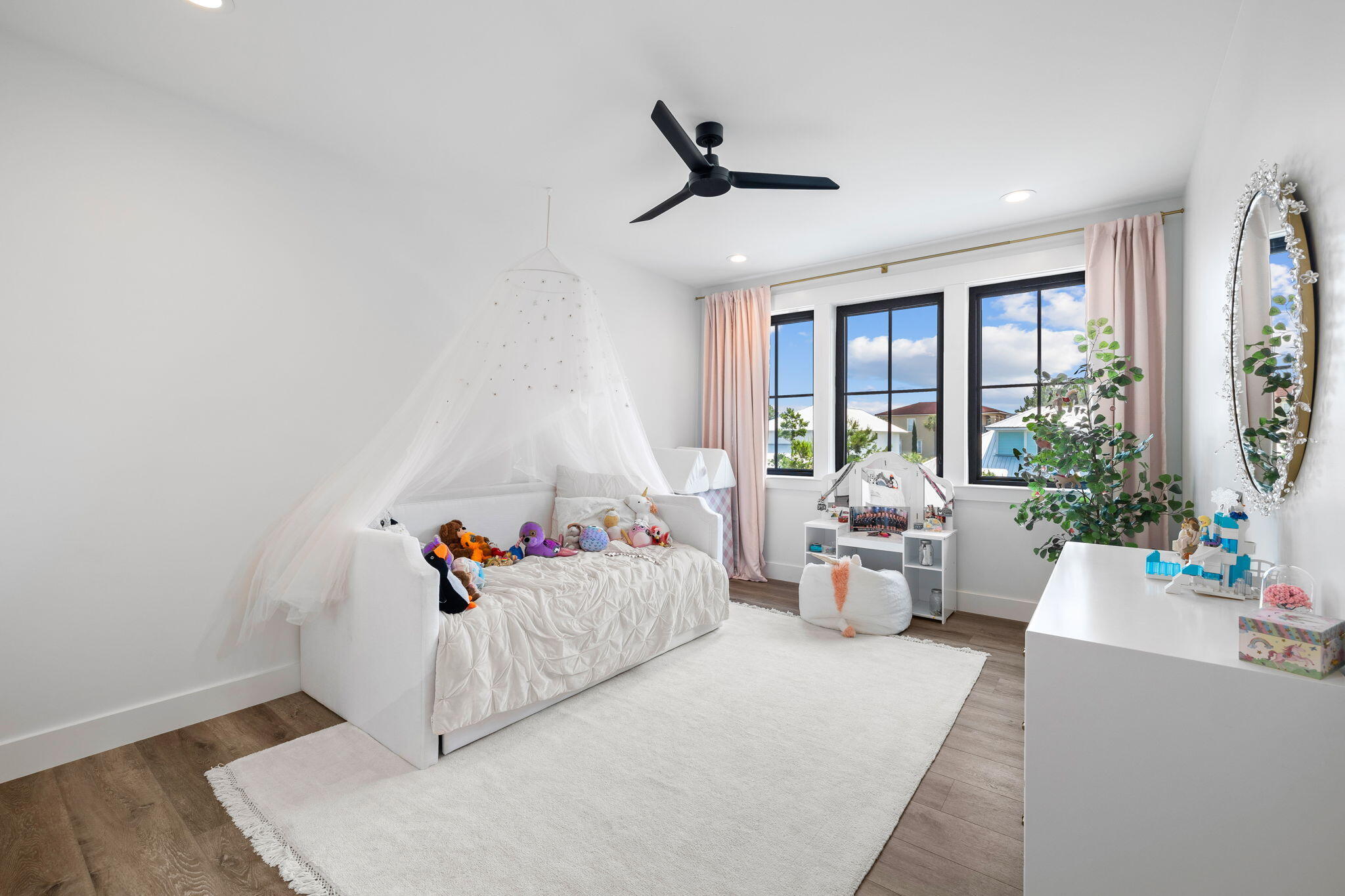 CYPRESS BREEZE PLANTATION - Residential
