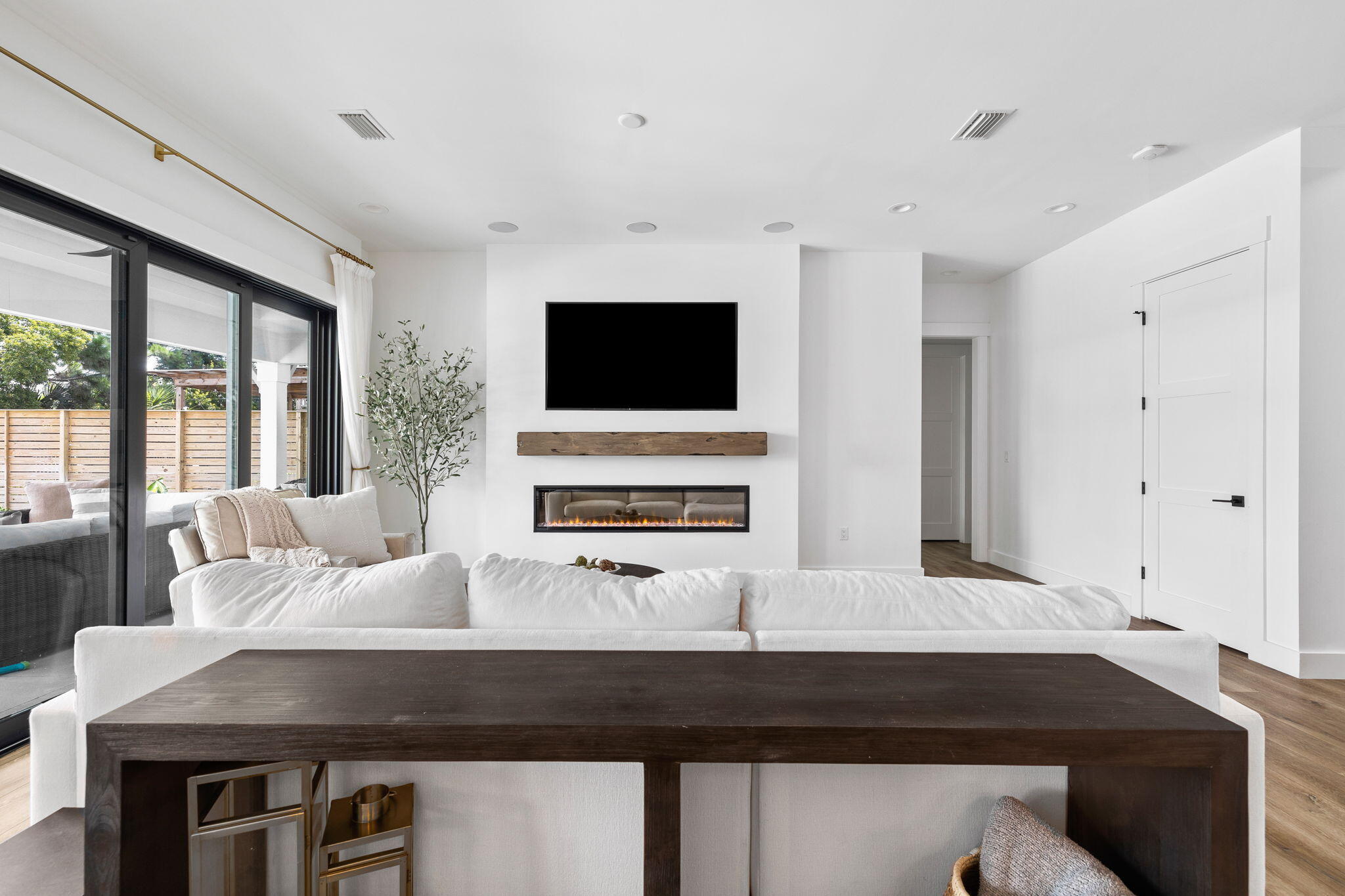 CYPRESS BREEZE PLANTATION - Residential