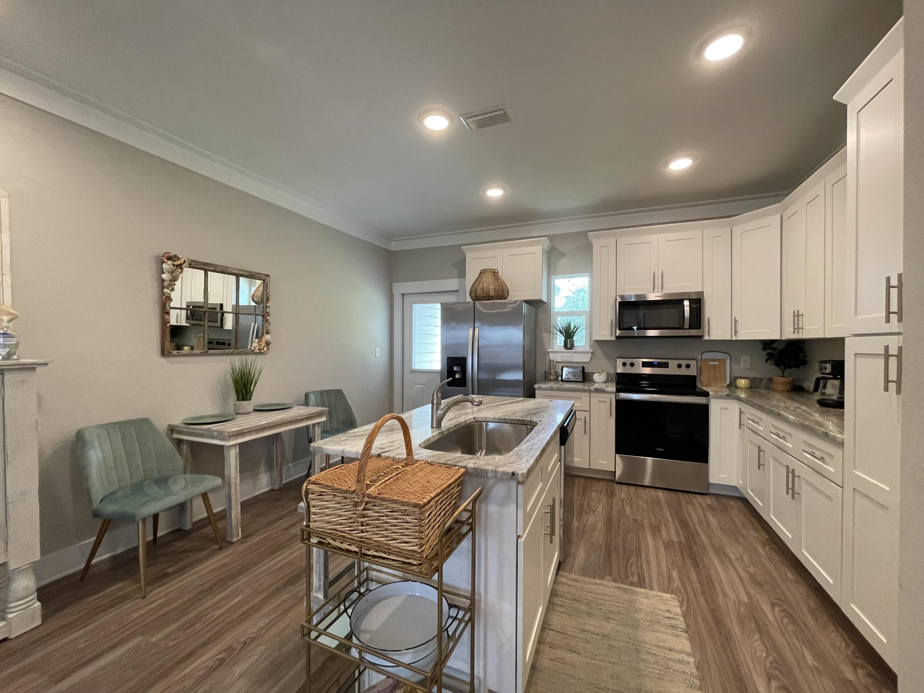 VERANDAS AT FREEPORT - Residential