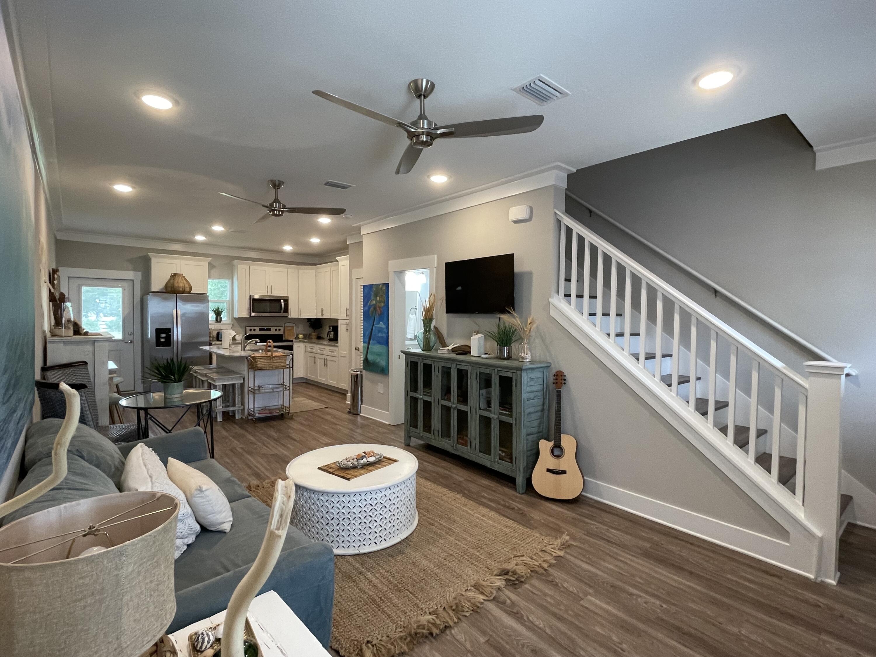VERANDAS AT FREEPORT - Residential