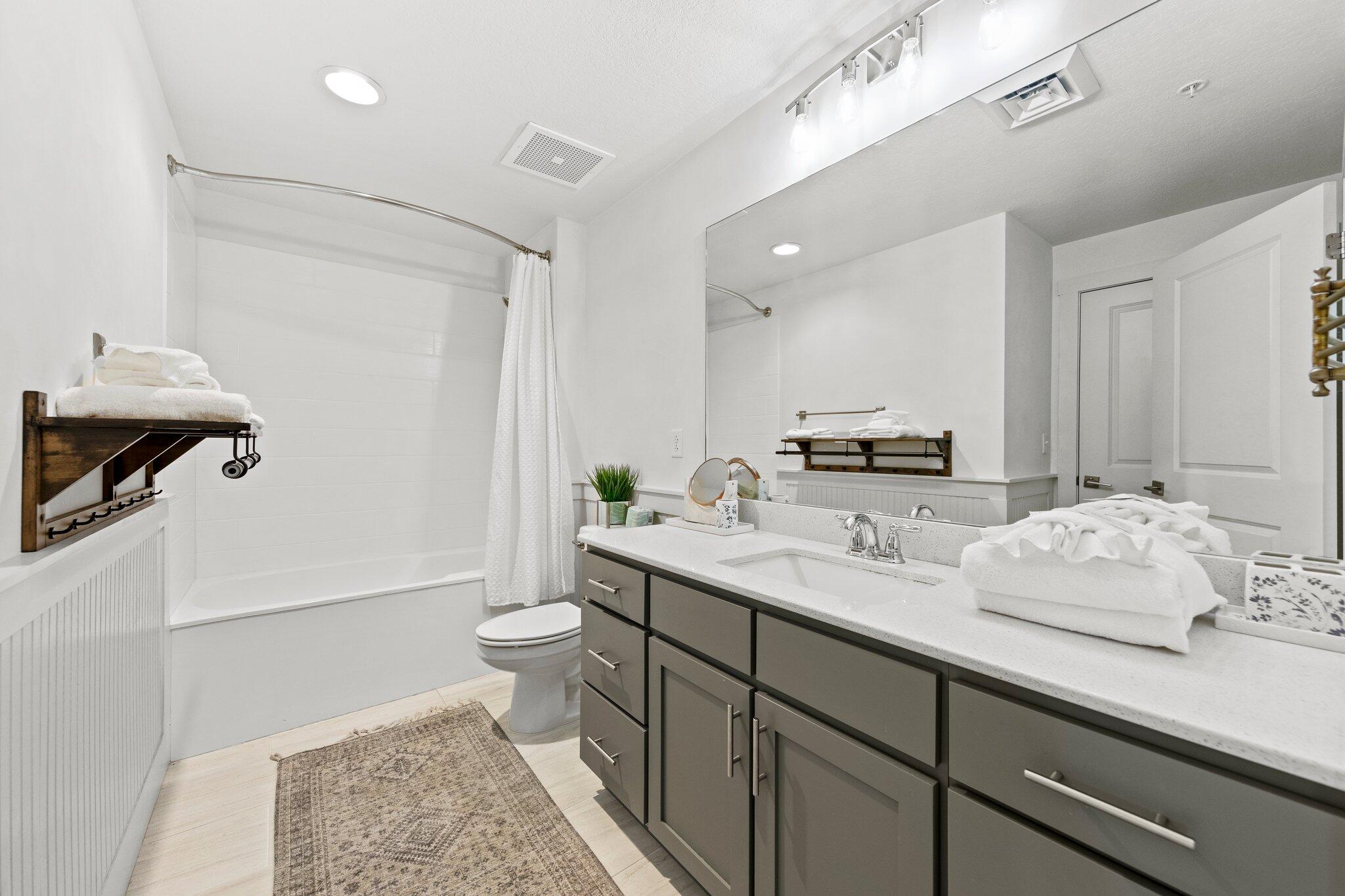 CALYPSO RESORT & TOWERS - Residential