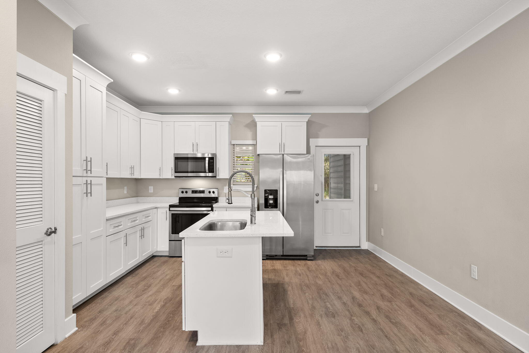 VERANDAS AT FREEPORT - Residential Lease