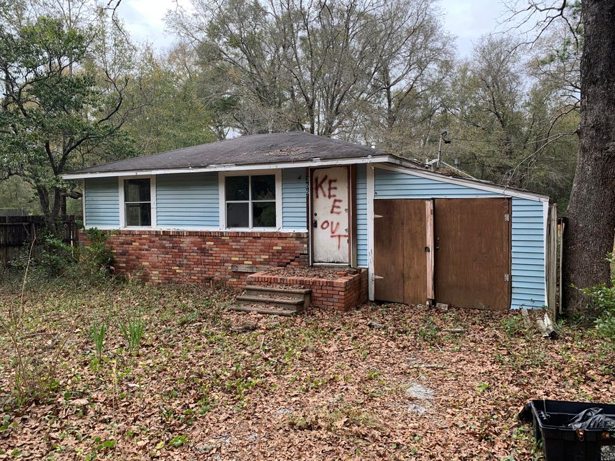 Calling all rehabbers - this 3/1 home is ready for your next rehab project! Located right off 85N and near some great restaurants and shops. Don't wait to check out this conveniently located property!