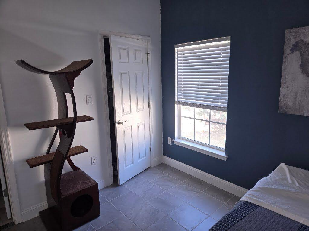 THE OAKS AT NICEVILLE - Residential