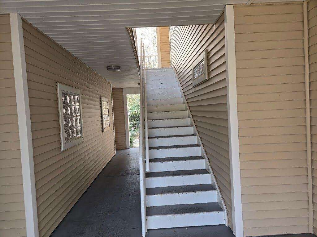THE OAKS AT NICEVILLE - Residential