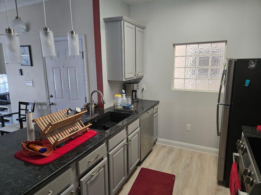 THE OAKS AT NICEVILLE - Residential