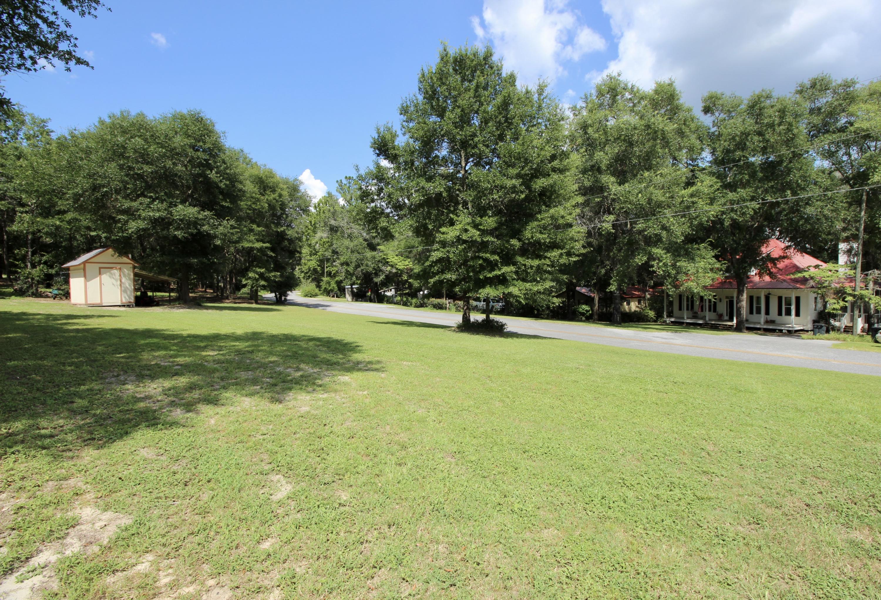 METES & BOUNDS - Land