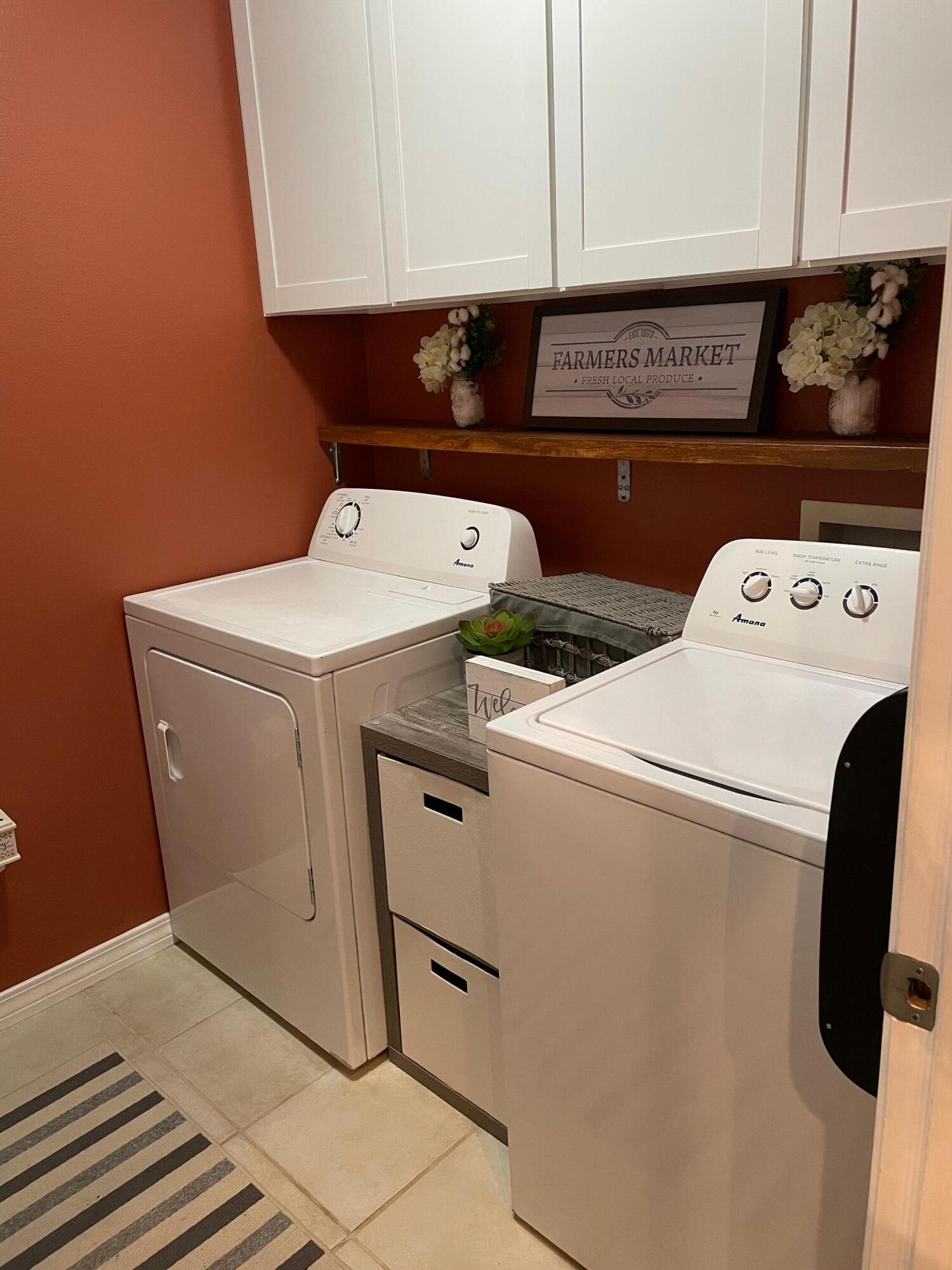 MAGNOLIA LAKE ESTATES PH 2 - Residential