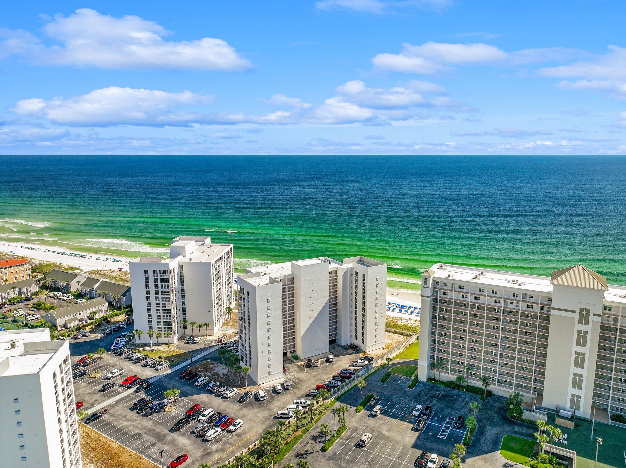 SHORELINE TOWERS 2 - Residential