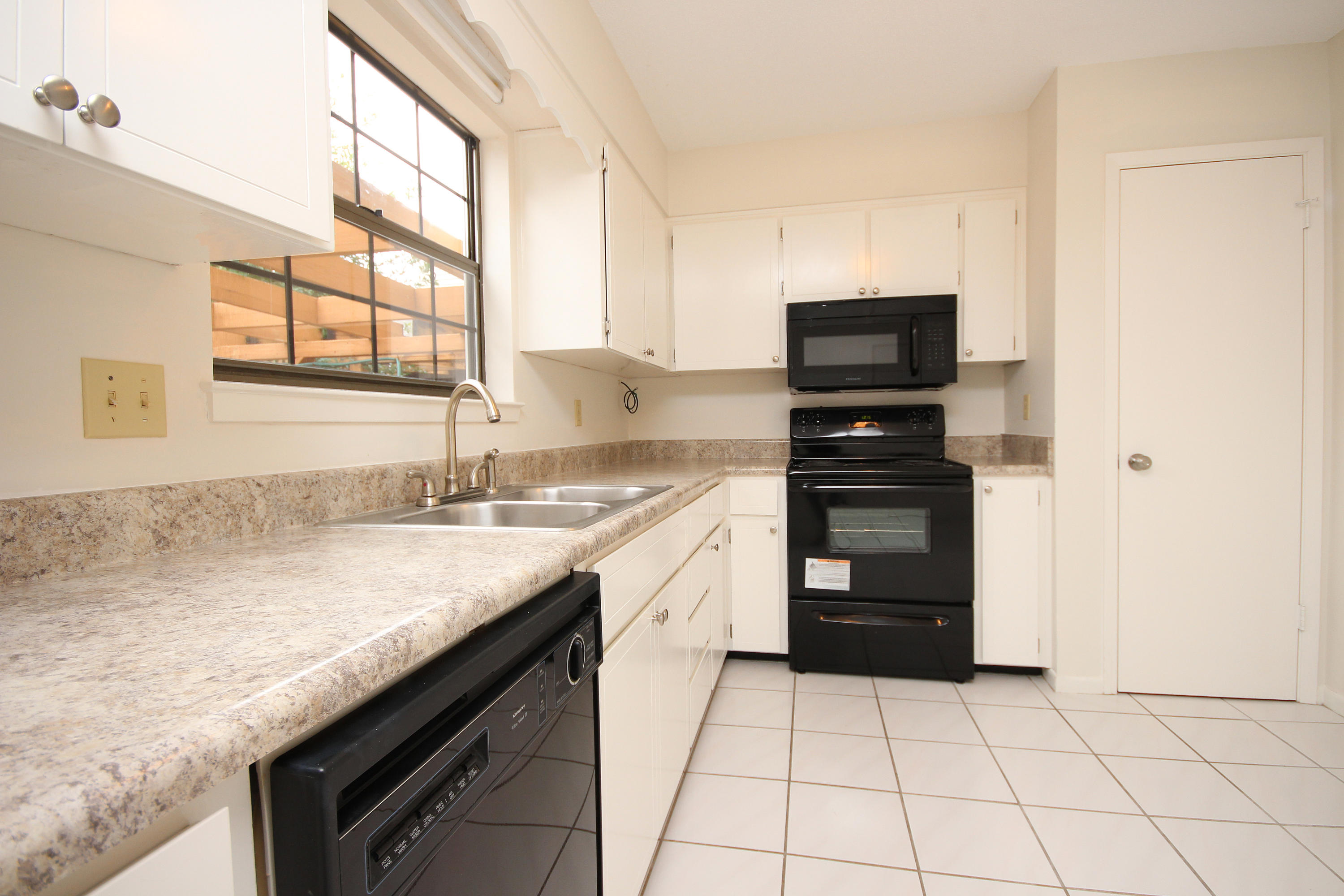 PORTOFINO T/H - Residential