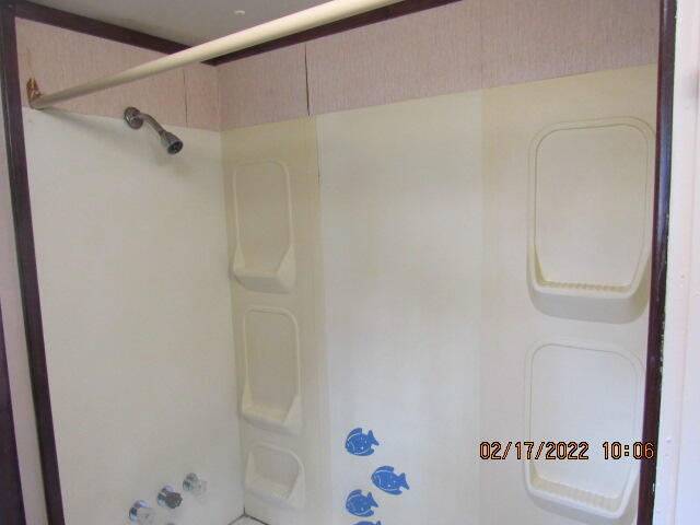 METES & BOUNDS - Residential Lease