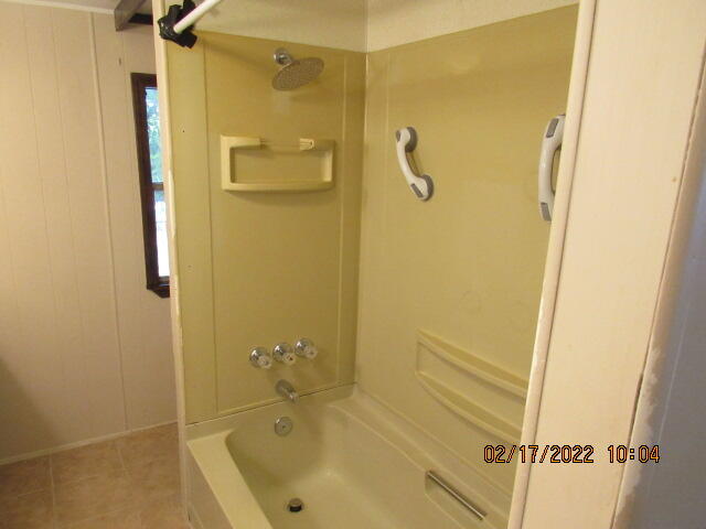 METES & BOUNDS - Residential Lease