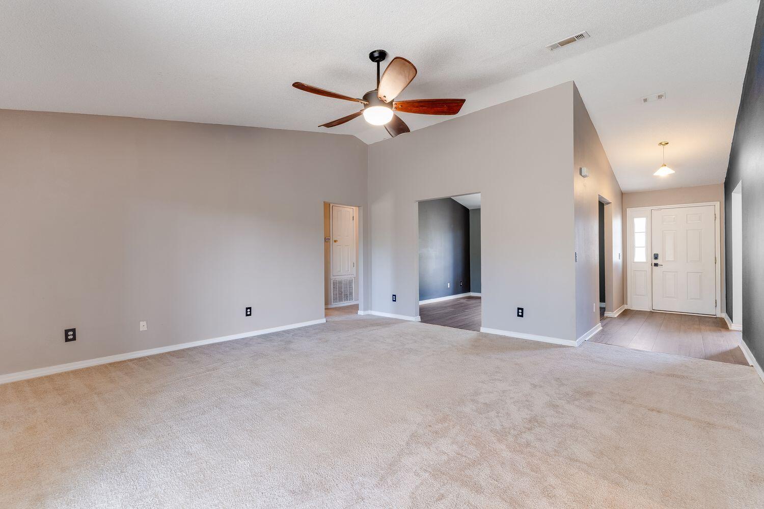 NORTHVIEW ESTATES 7TH ADDN - Residential