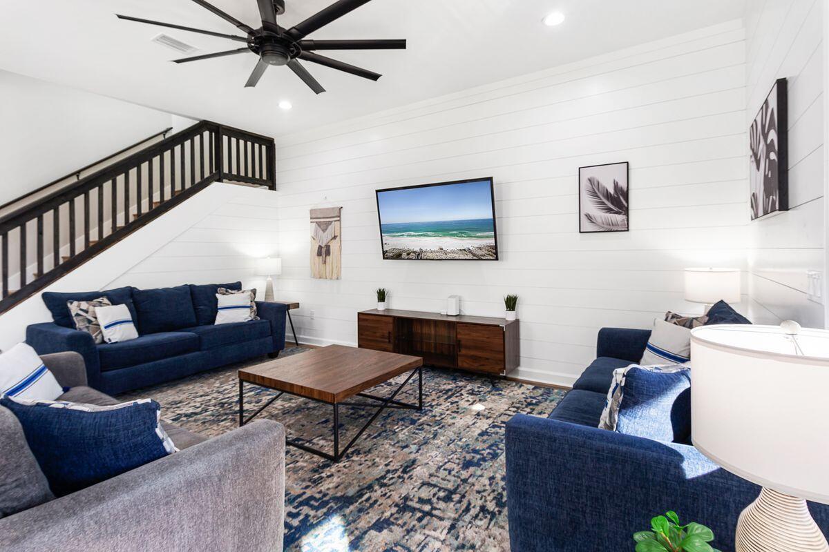 FRANGISTA BEACH 2ND ADDN - Residential