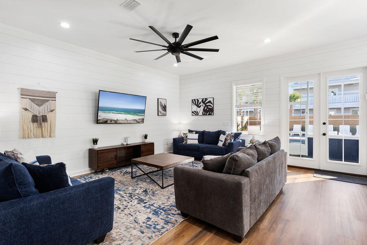 FRANGISTA BEACH 2ND ADDN - Residential