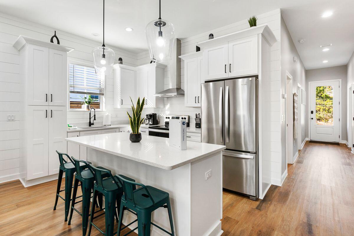 FRANGISTA BEACH 2ND ADDN - Residential