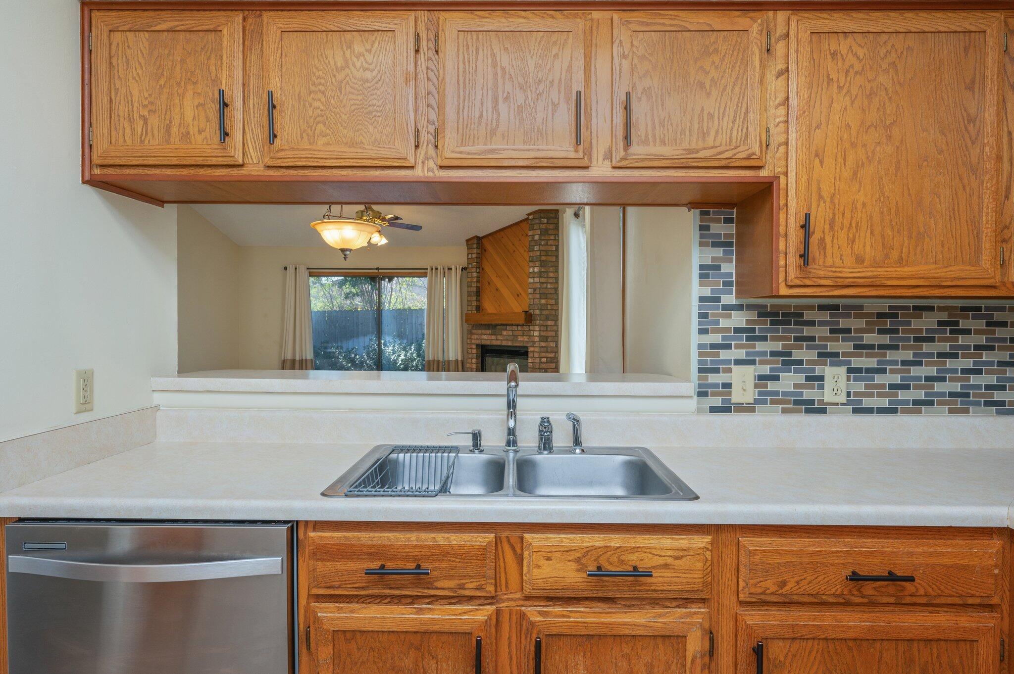 CEDAR RIDGE - Residential Lease