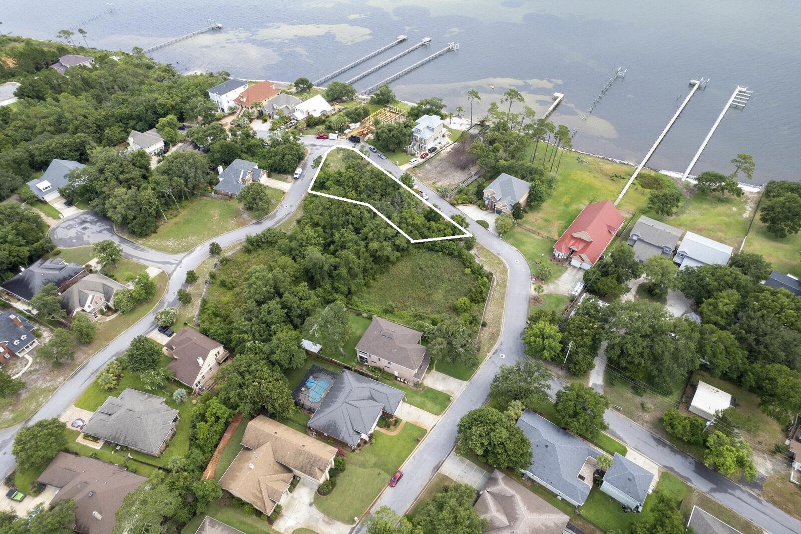 MAGNOLIA HARBOR - Land