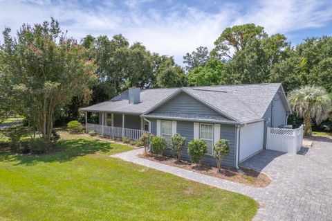 2833 Via Roma Court Gulf Breeze FL 32563
