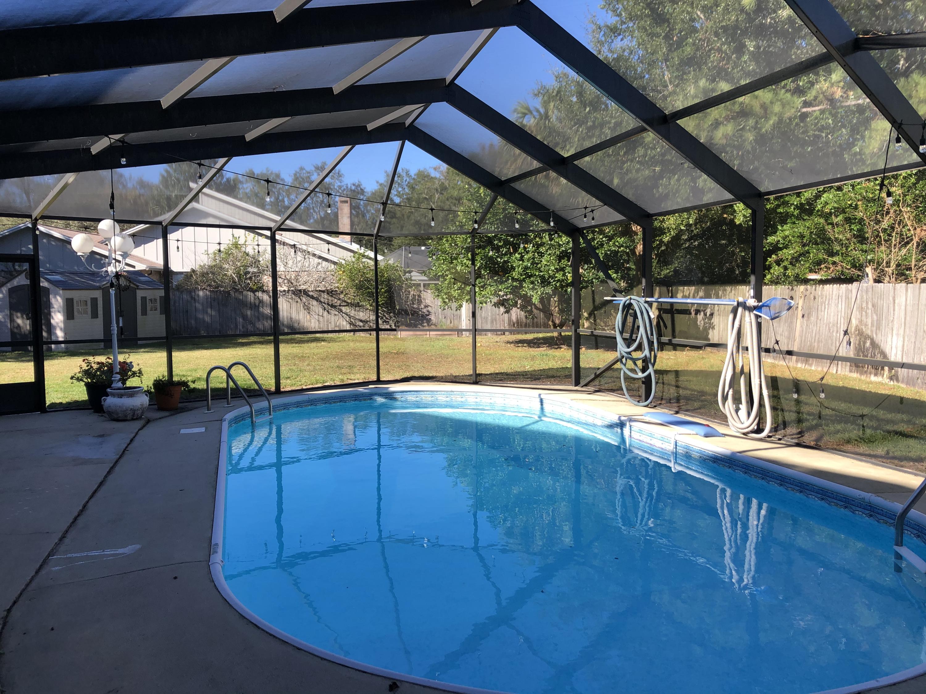 RAINTREE ESTATES - Residential Lease