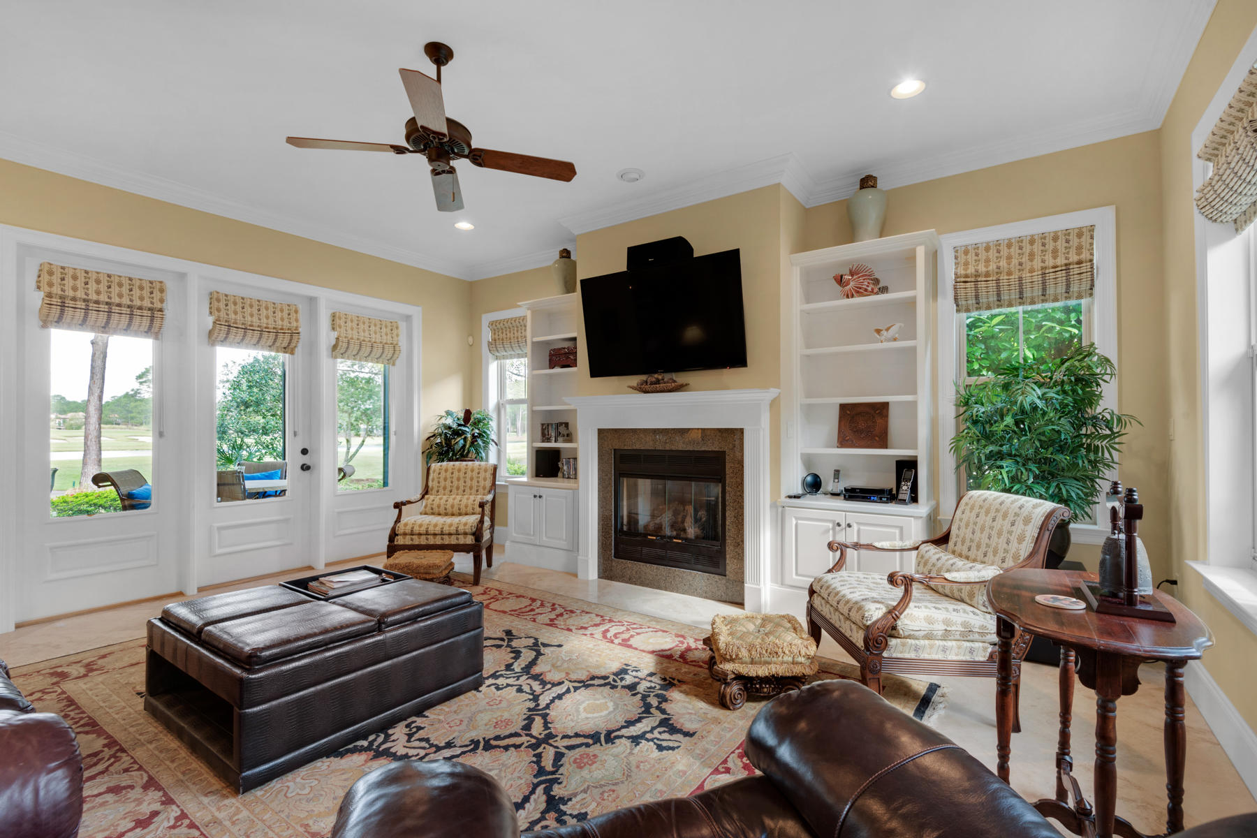 VINEYARD AT RAVEN OAKS - Residential