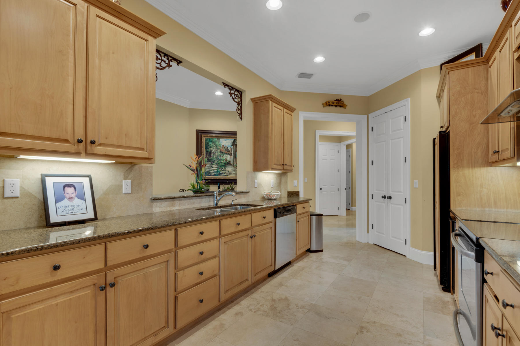 VINEYARD AT RAVEN OAKS - Residential