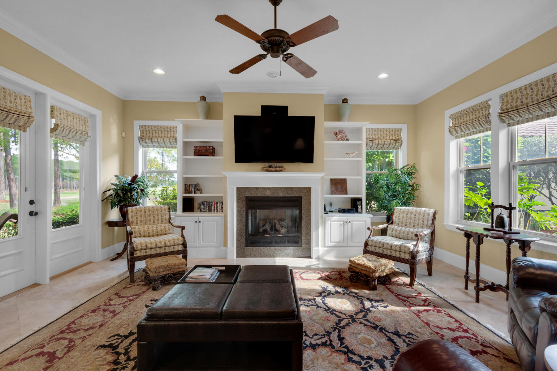 VINEYARD AT RAVEN OAKS - Residential