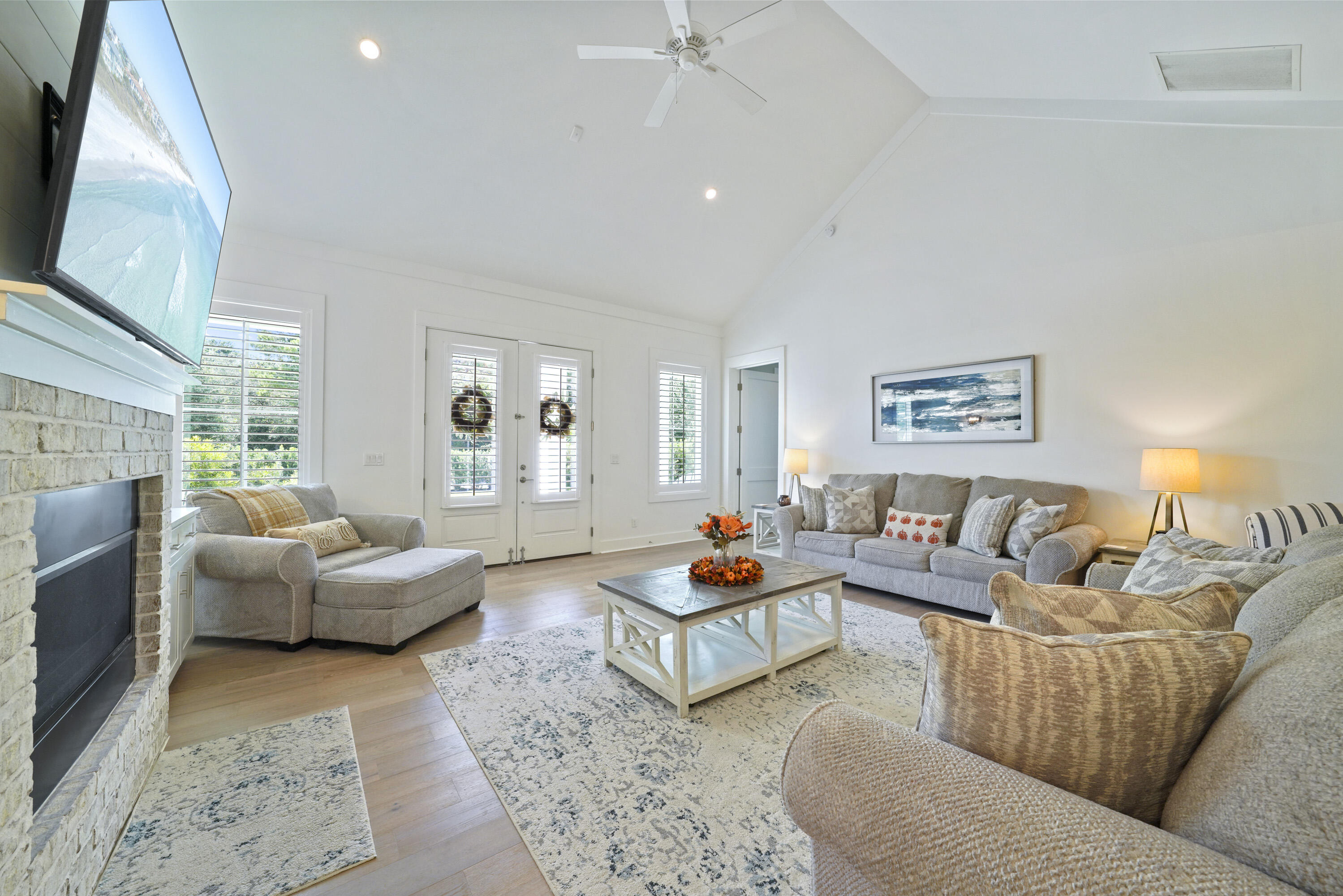 BEACH VIEW HEIGHTS UNREC - Residential