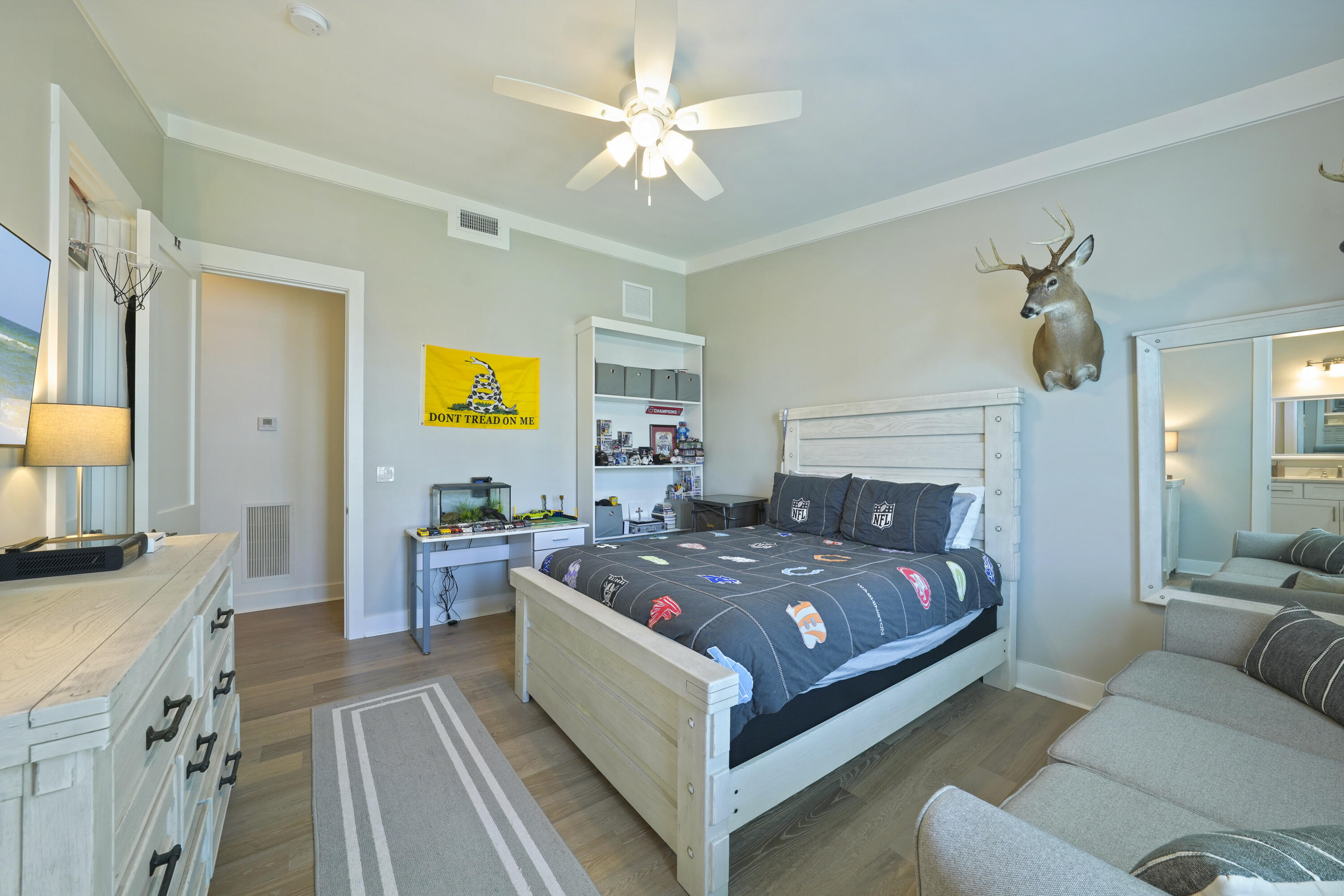 BEACH VIEW HEIGHTS UNREC - Residential