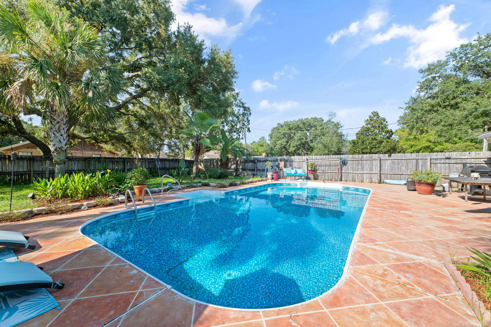 TOM KING ESTATES - Residential