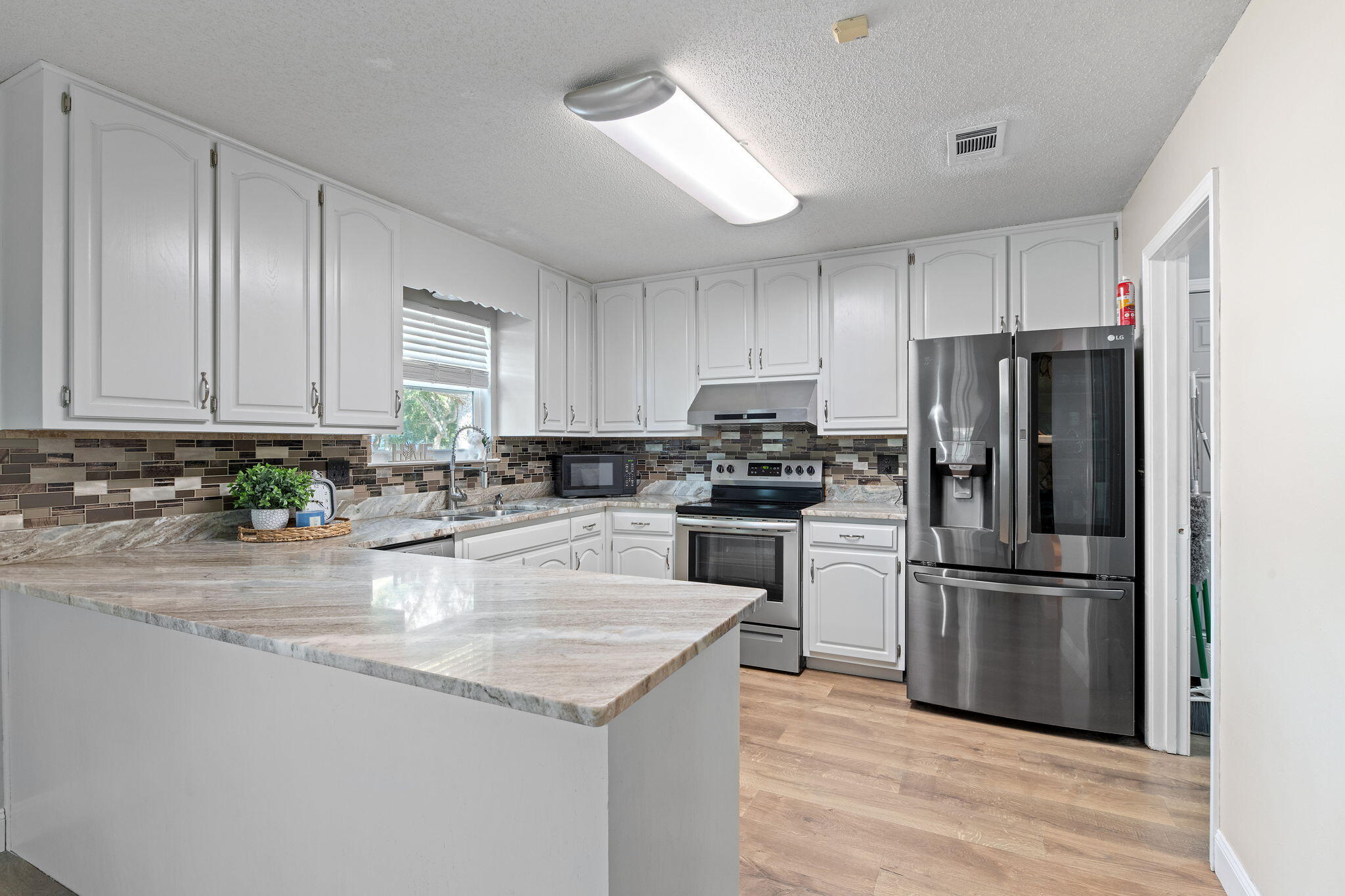 TOM KING ESTATES - Residential