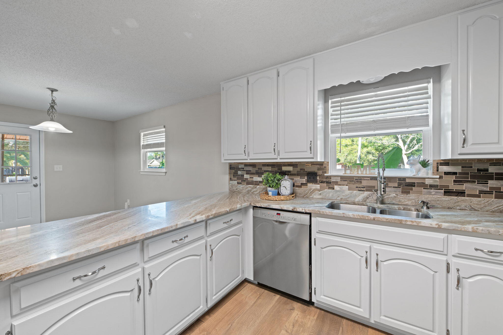 TOM KING ESTATES - Residential