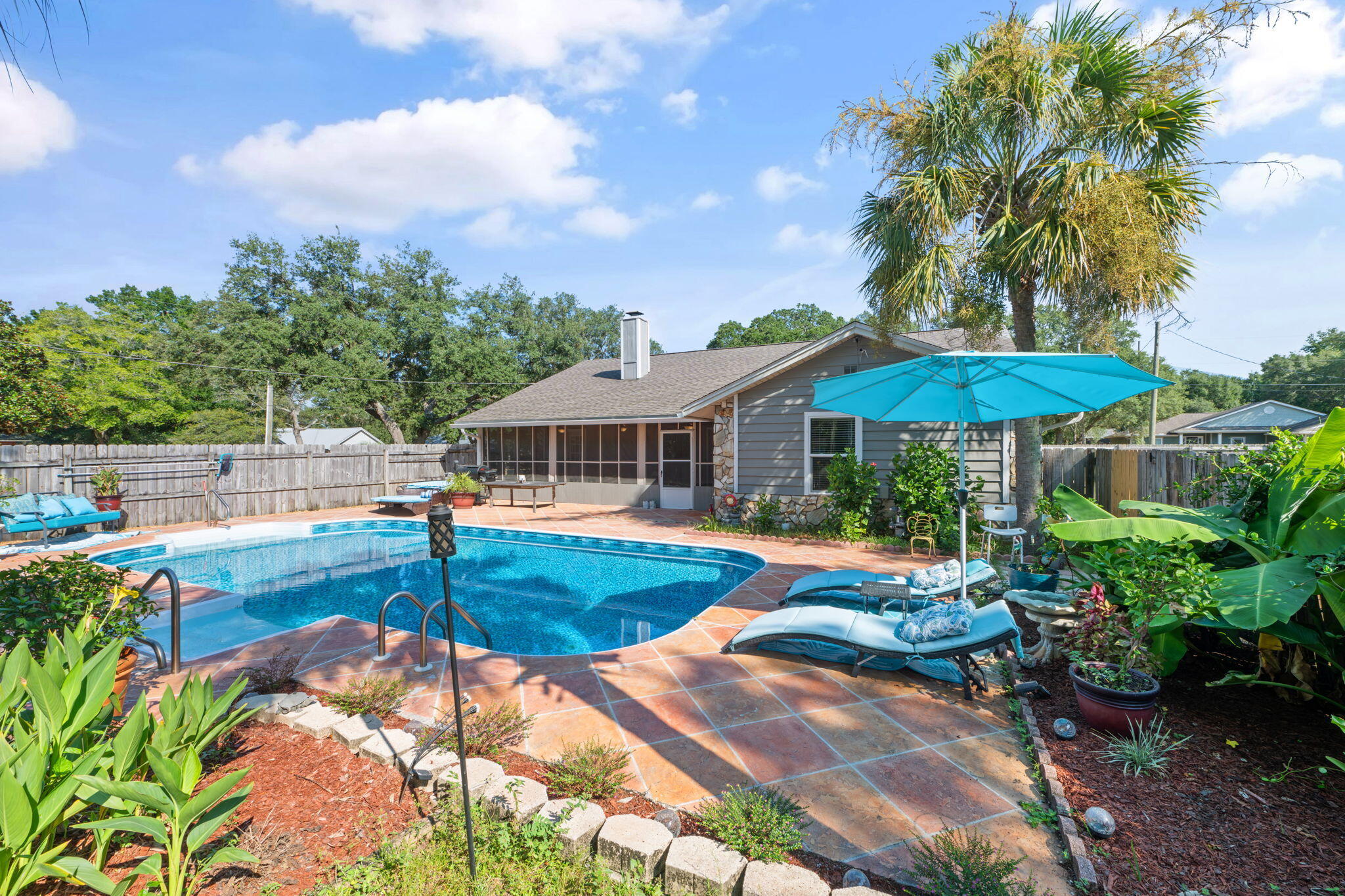 TOM KING ESTATES - Residential